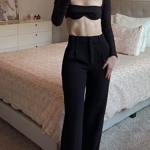 Black Aritzia Effortless Pants